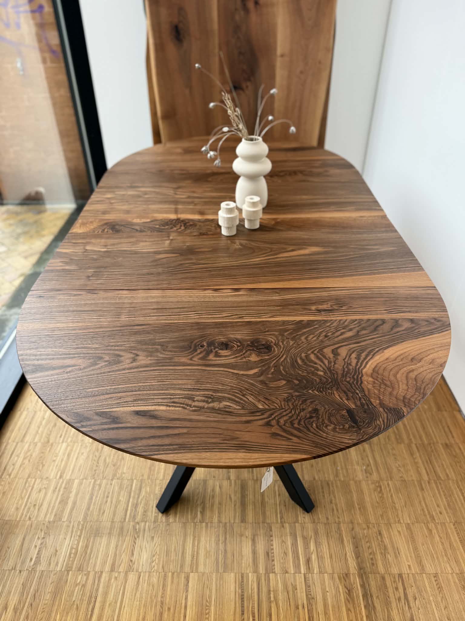 Rundt Valnød 120Ø + 2 stk. tillægsplader