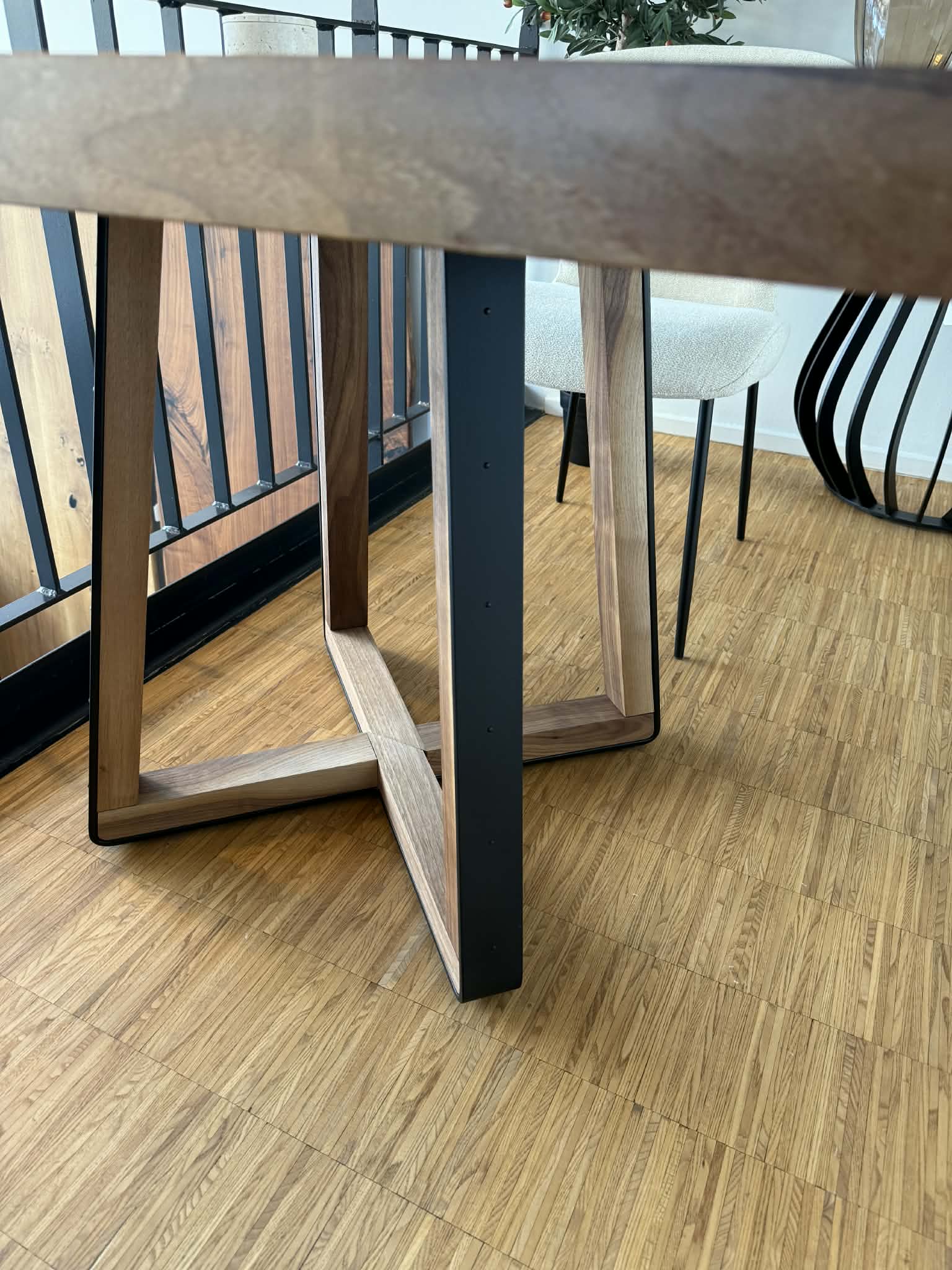 Plankebord Valnød 100x100